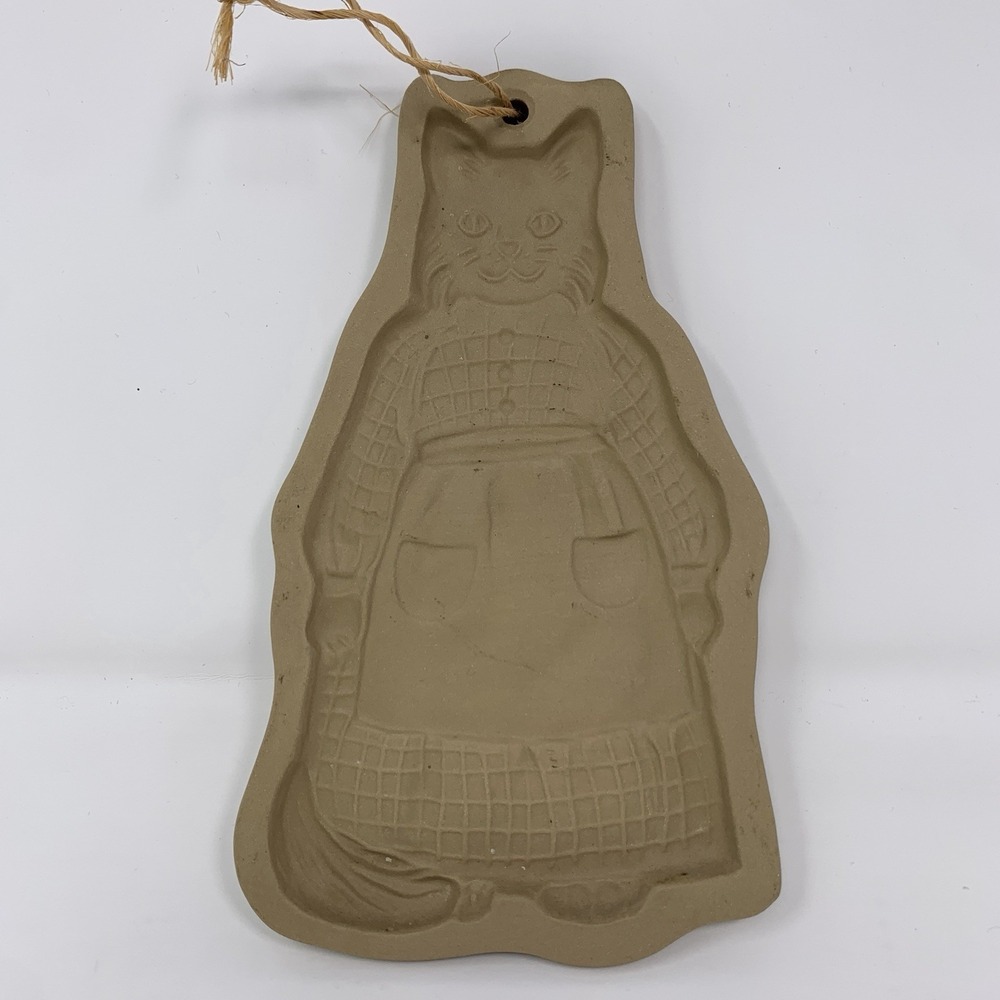 Vintage 1988 Brown Bag Cookie Art Mold Mama Kitty Cat in Apron Hill Design Craft